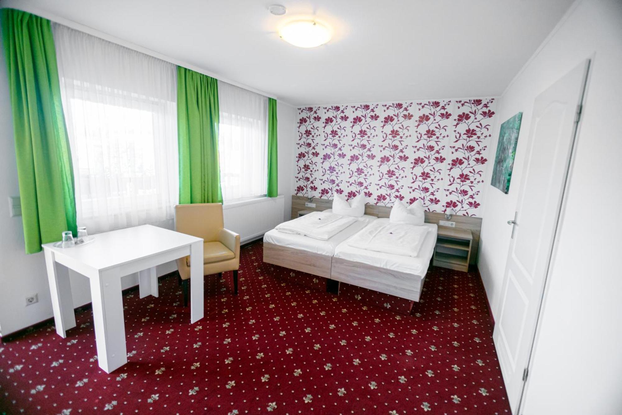 Hotel Zum Goldenen Loewen Peitz Екстер'єр фото