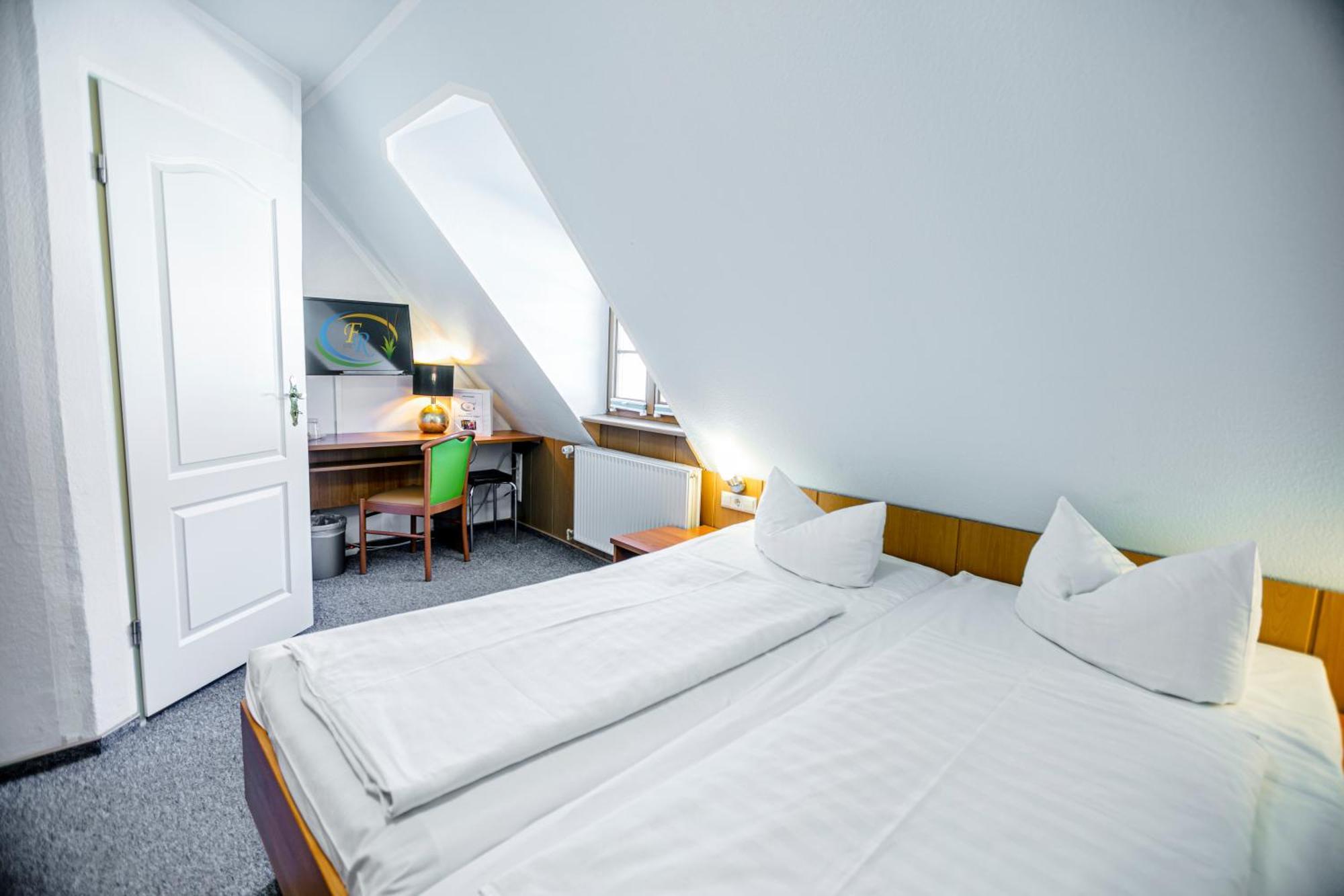Hotel Zum Goldenen Loewen Peitz Екстер'єр фото