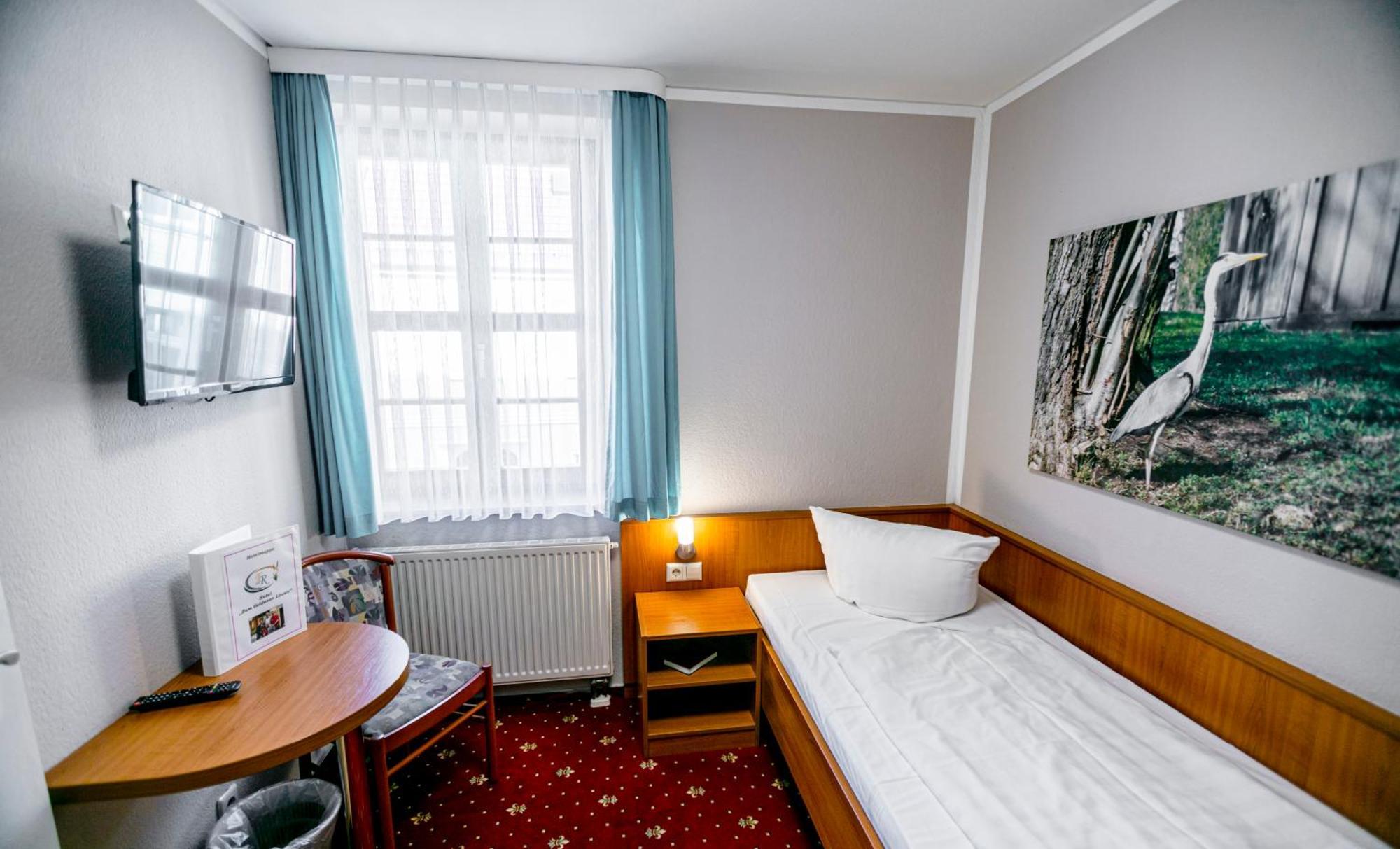 Hotel Zum Goldenen Loewen Peitz Екстер'єр фото
