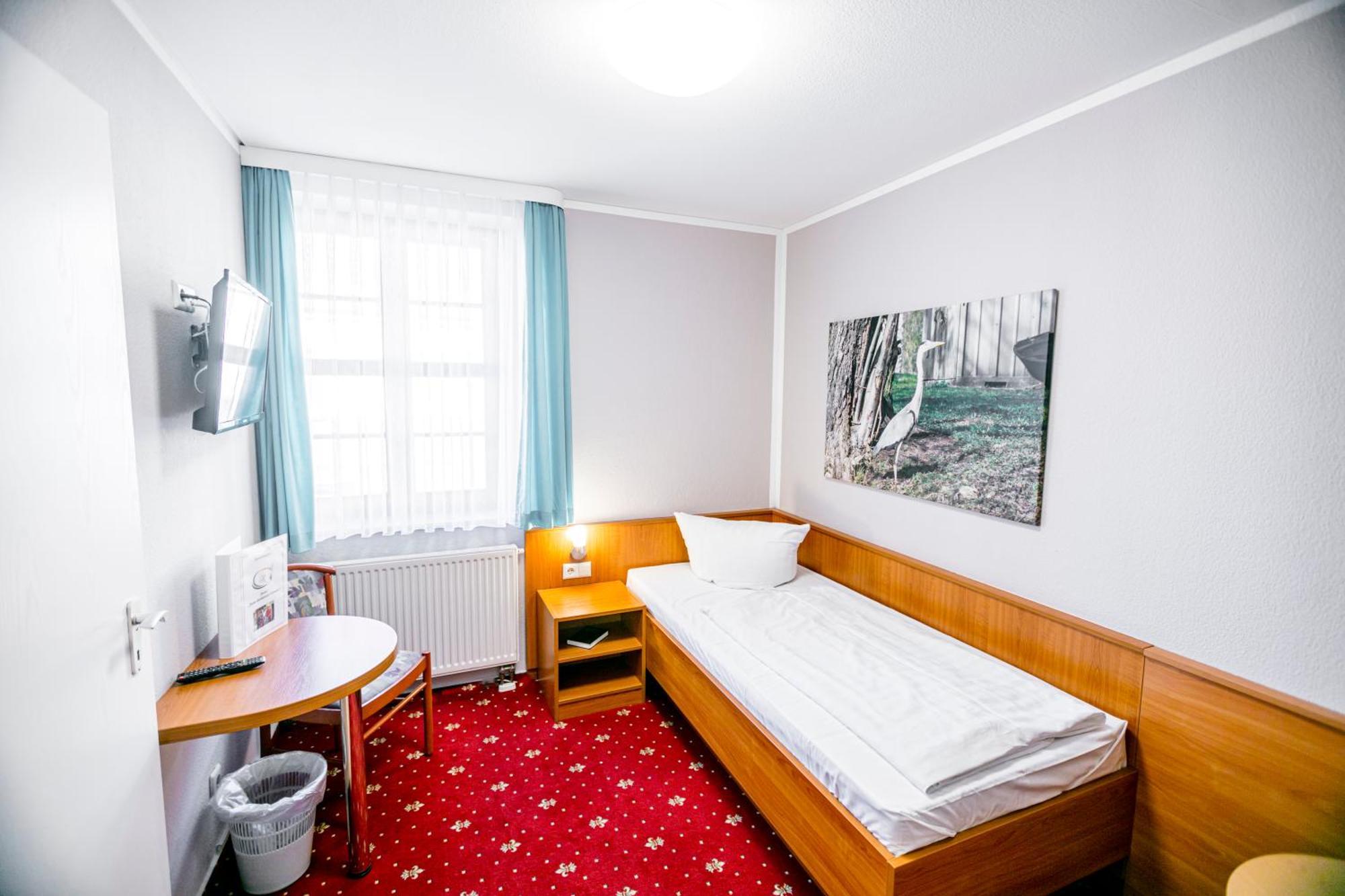 Hotel Zum Goldenen Loewen Peitz Екстер'єр фото
